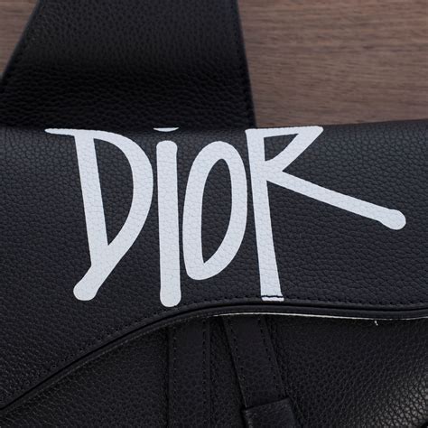 Black Grained Calfskin with DIOR AND SHAWN Signature